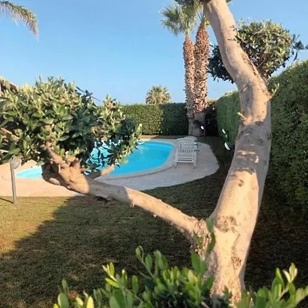 Le Di Palma - Maria Villa