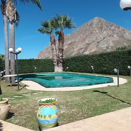 Villa Le Di Palma - Maria *
